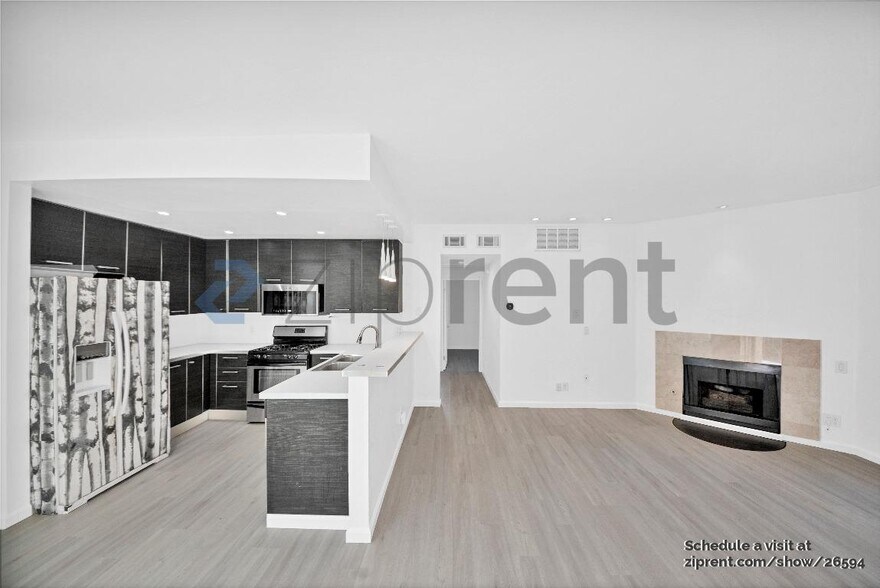 Building Photo - 11733 Avon Way