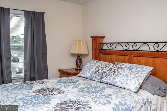 Building Photo - 12 Lafayette Sta