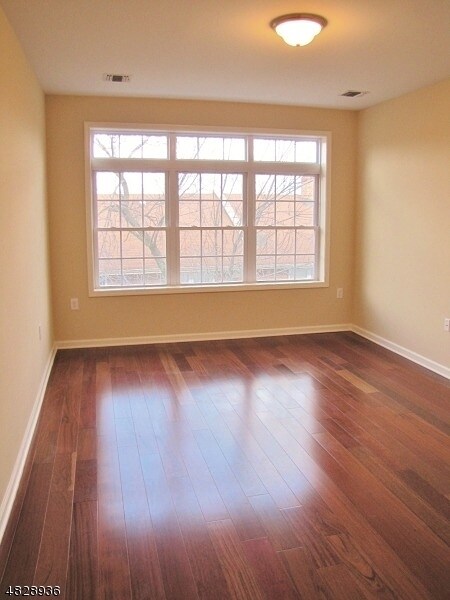 2nd Bedroom - 104 E Elizabeth Ave