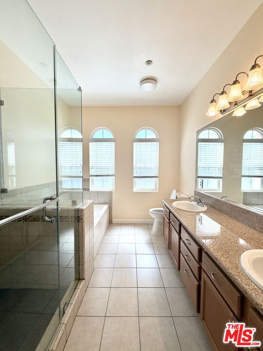 Building Photo - 1134 N Euclid St