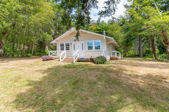 Building Photo - Recently Remodeled 2 bed 1 bath Home in Si...