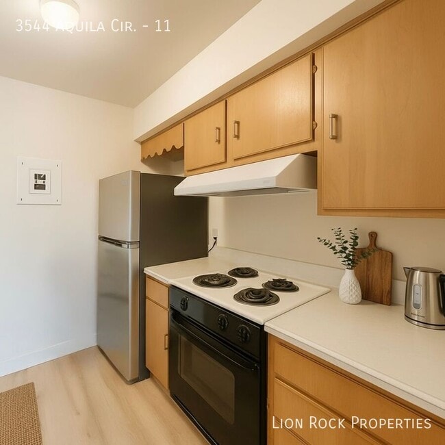 Building Photo - 3544 Aquila Cir