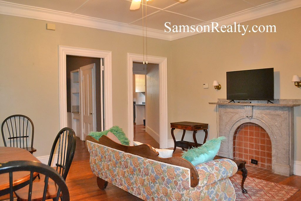 Building Photo - 745 Pleasant St