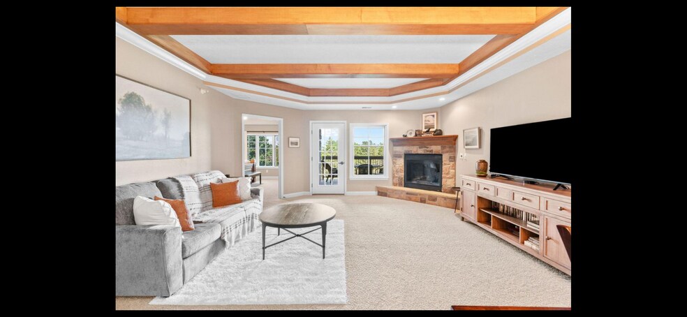 Building Photo - 250 Lakewood Dr