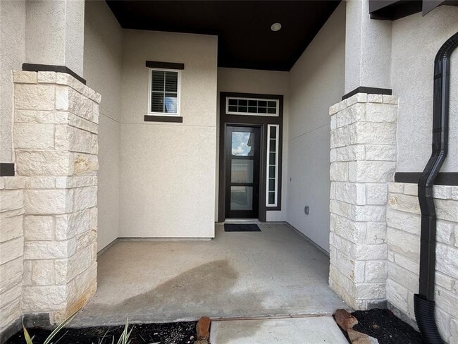 Building Photo - 30421 Zoysia Pt Ln
