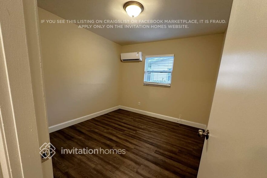 Building Photo - 637 Katherine Ave