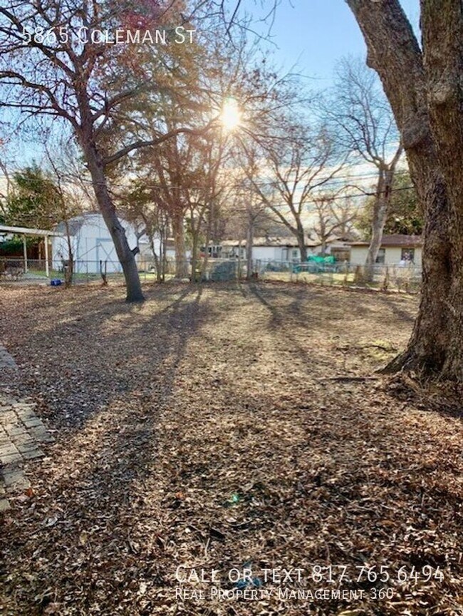 Building Photo - Cozy Westworth Village available for rent