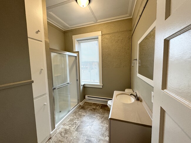 updated bathroom shower only - 108 King St