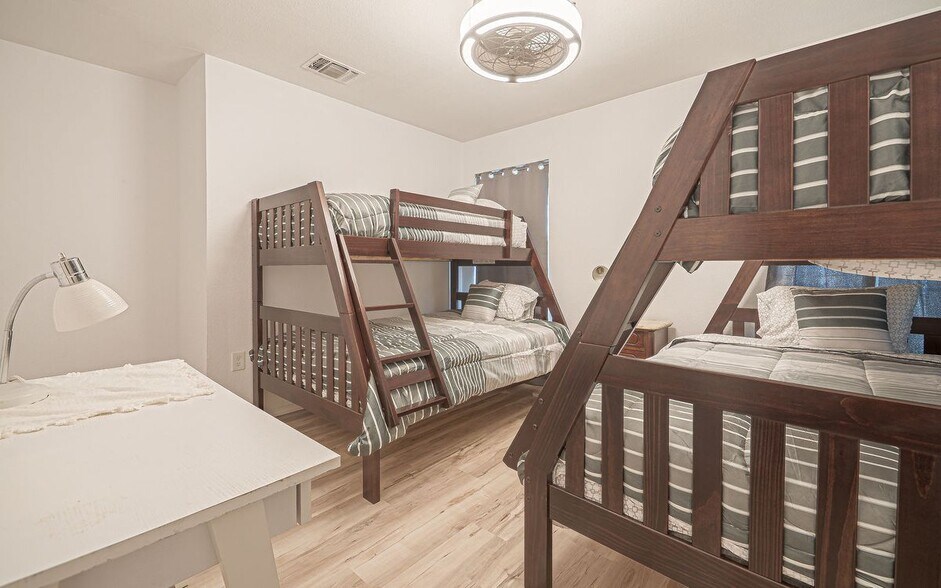 Building Photo - 418 Shannon Lee St