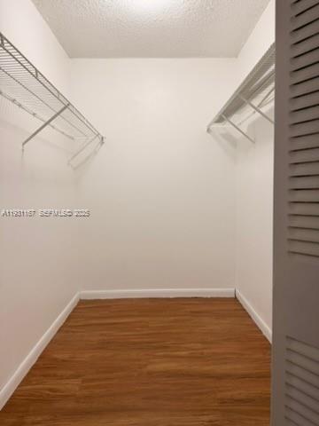 Building Photo - 9351 Fontainebleau Blvd