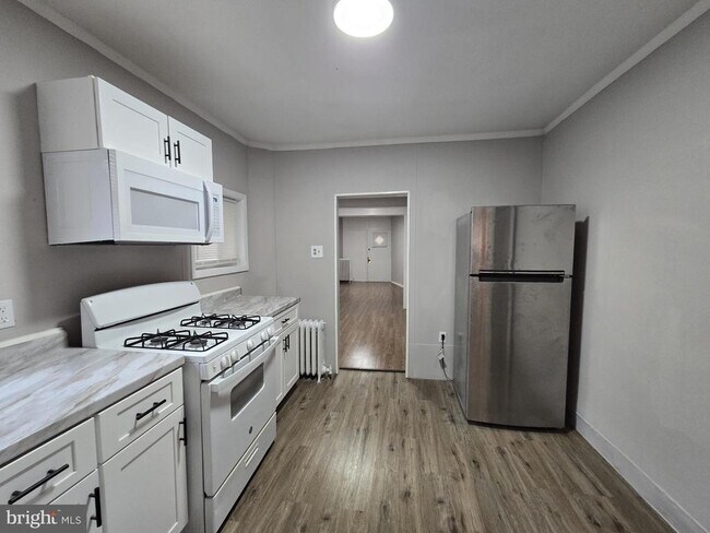 Building Photo - 259 W Ruscomb St