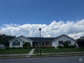 Building Photo - 970 Shank Rd