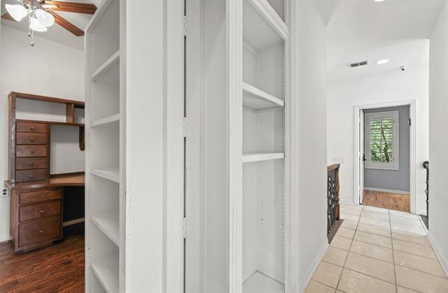 Building Photo - 11911 Edgestone Rd