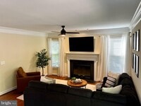 Building Photo - 46812 Backwater Dr