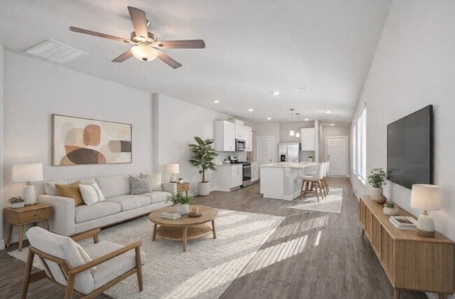 Building Photo - 2014 Darlington Oak Dr