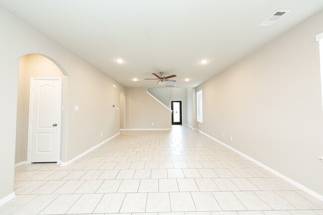 Building Photo - 31303 Palomino Ranch Path