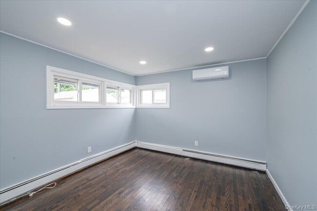 Building Photo - 54 Ketcham Ave