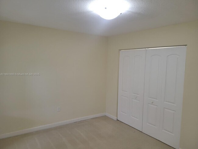 Building Photo - 6671 NW 107th Ct