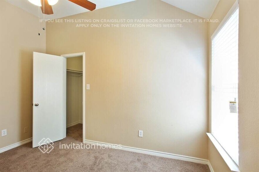 Building Photo - 7604 Longbow Ln