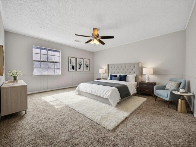 Building Photo - 13426 Balcrest Dr