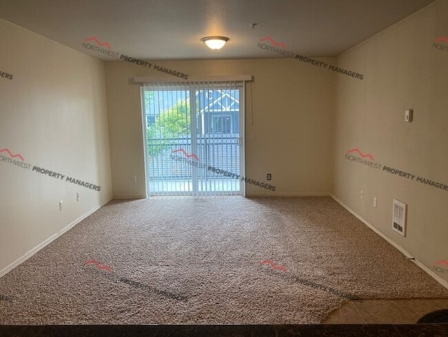 Building Photo - STATUS: AVAILABLE | R202 | $1895.00 + $100...
