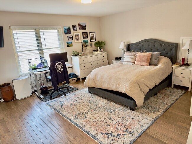 Building Photo - 361 Claremont Ave