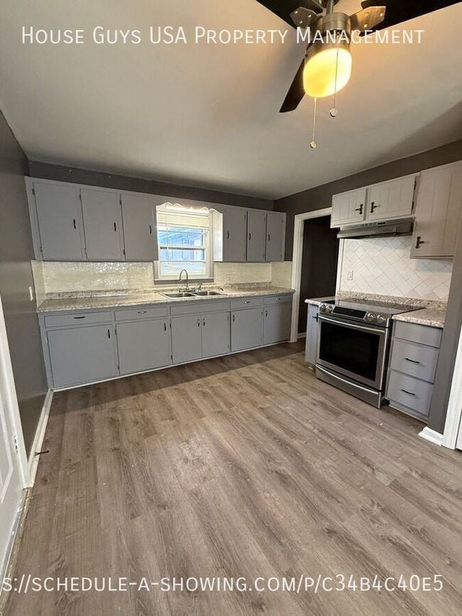 Building Photo - 4610 Linwood Blvd