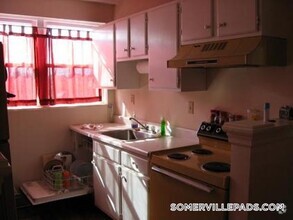 Building Photo - 402 Highland Ave
