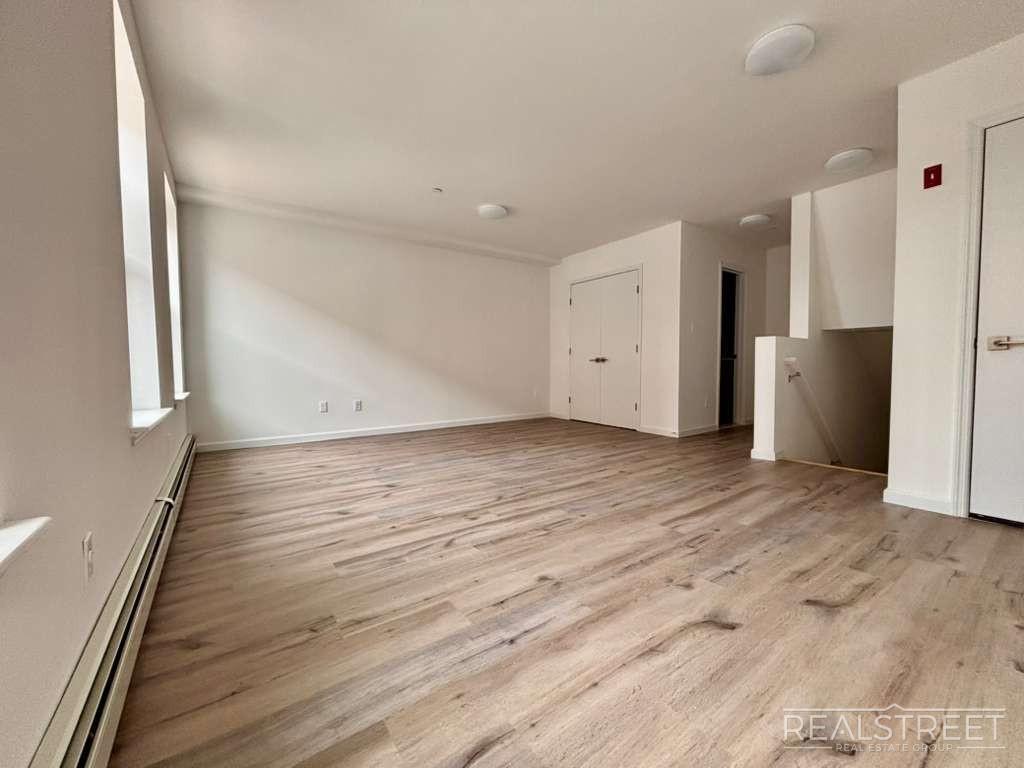 Building Photo - Malcolm X