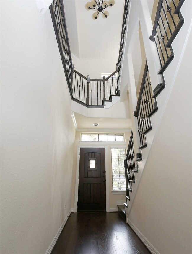 Building Photo - 10911 Upland Pass Dr