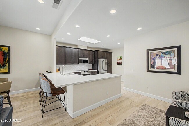 Building Photo - 11416 E Altadena Ave