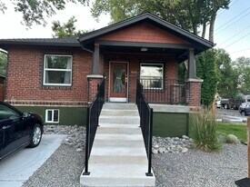 Building Photo - 609 W 11th St