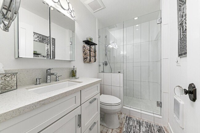 Building Photo - 36 RC