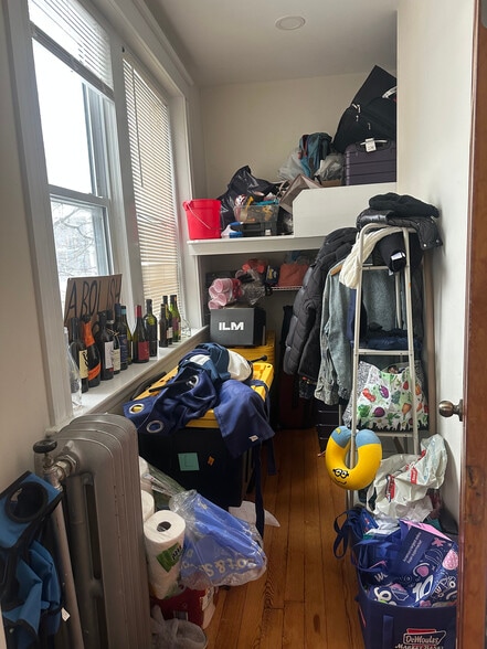 Building Photo - 16 Copenger St