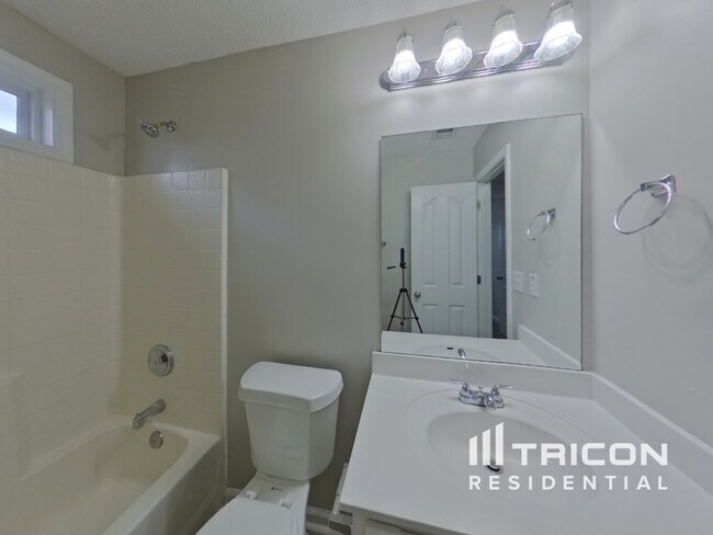 Building Photo - 476 Haven Ridge Dr