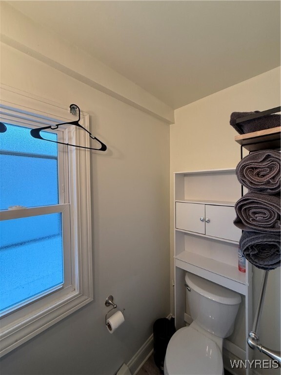 Building Photo - 193 Vermont St