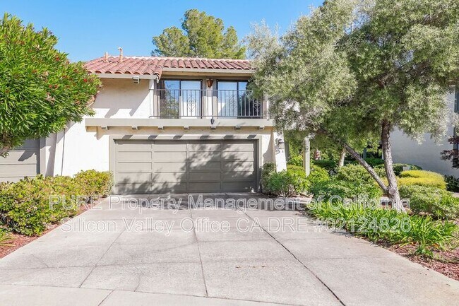 Building Photo - 114 Casa Grande