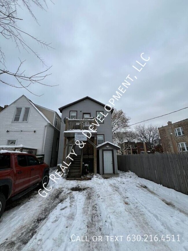 Building Photo - 915 N Monticello Ave