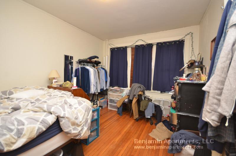 Building Photo - 1177 Boylston St