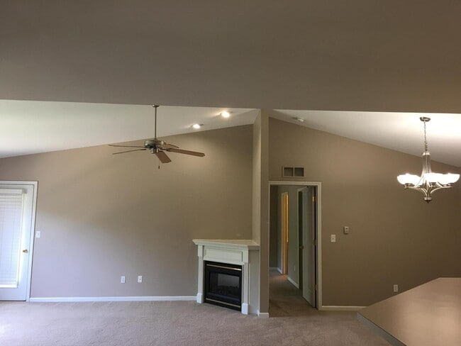 Building Photo - 20209 Chesapeake Cir