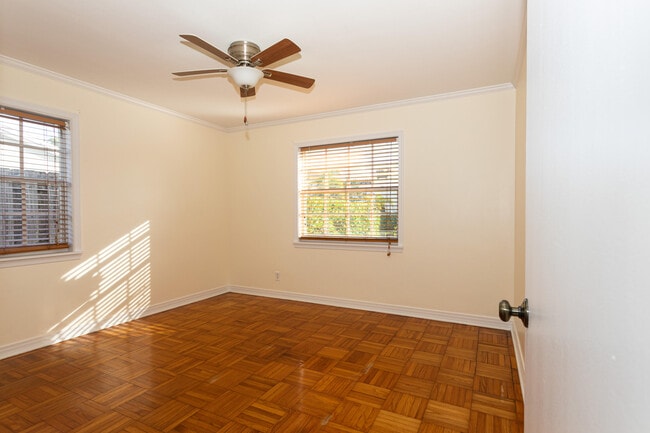 Building Photo - 245 Cortez Rd