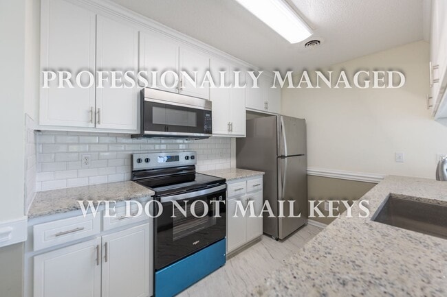 Building Photo - 621 Daffodil Way