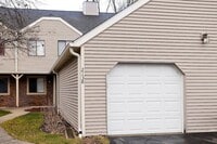 Building Photo - 2138 Dogwood Ln