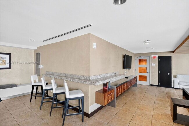 Building Photo - 60 SW 13th St