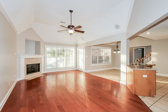 Building Photo - 5245 Charlotte Oak Cove