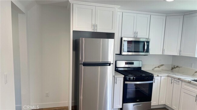 Building Photo - 1807 S Gramercy Pl