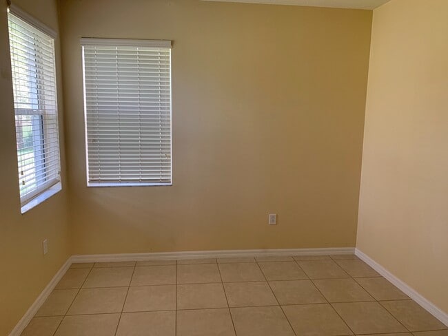 Building Photo - WATERS EDGE/LK NONA-8641 Bradleys Landing St Orlando FL 32827