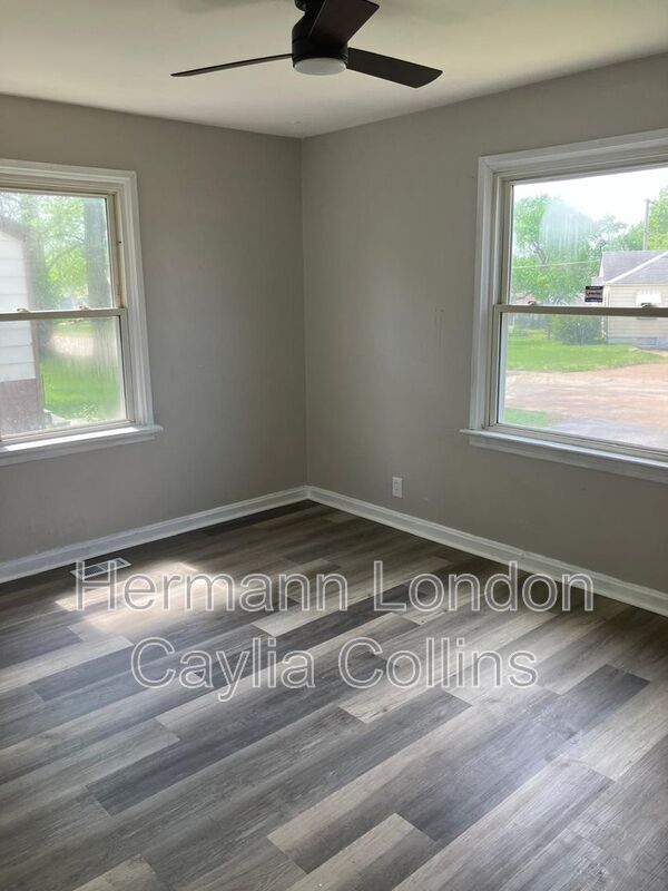 Building Photo - 6132 Eaton Dr