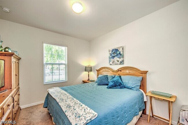 Building Photo - 3200 Birch Tree Ln