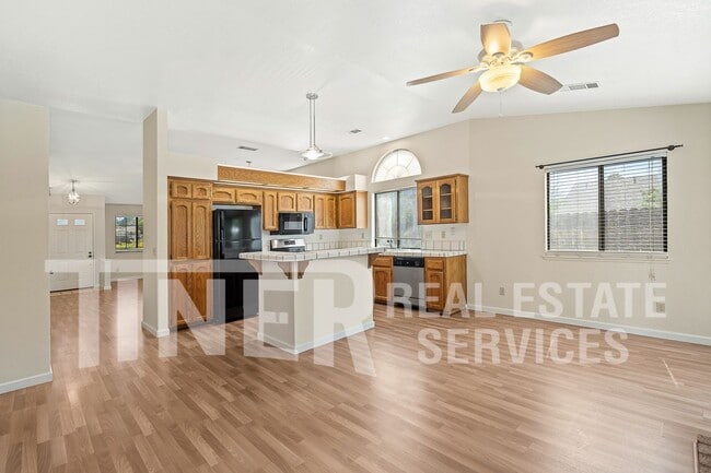 Building Photo - 8501 Yellowtail Way